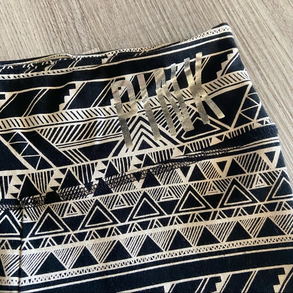 Victoria Secret PINK Aztec Black & White Leggings Size S Women’s - Picture 5 of 6